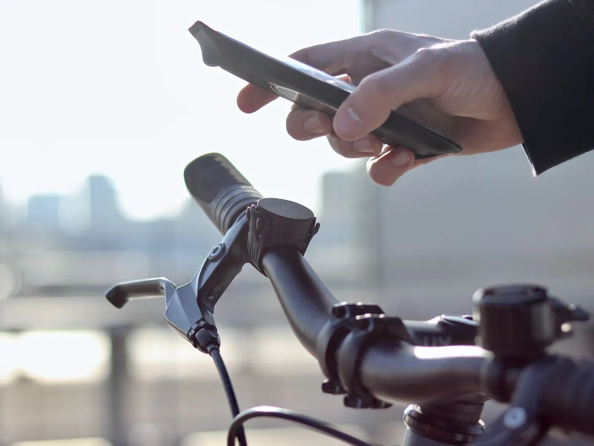 Shapeheart Pack Bracciale + Supporto Bici Telefono M