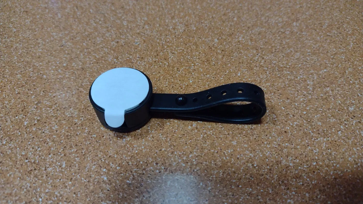 EOIWUY Fermacavi Adesivi 8 pezzi silicone magnetici neri
