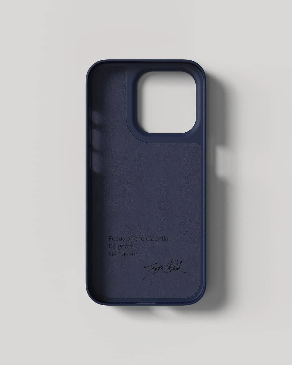 Nudient Thin Case iPhone 14 Pro cover Ocean Blue