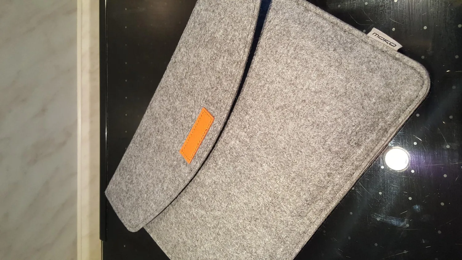 MoKo custodia sleeve feltro tablet 7-8 pollici grigio chiaro antiurto