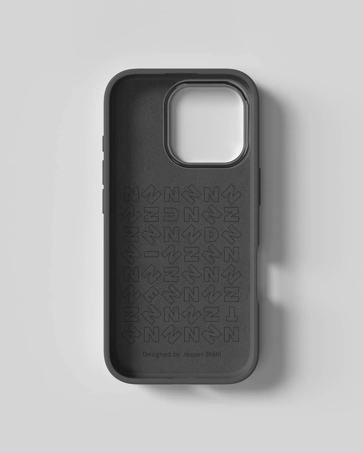 Nudient Bold Case custodia iPhone 16 Pro grigia MagSafe antiurto