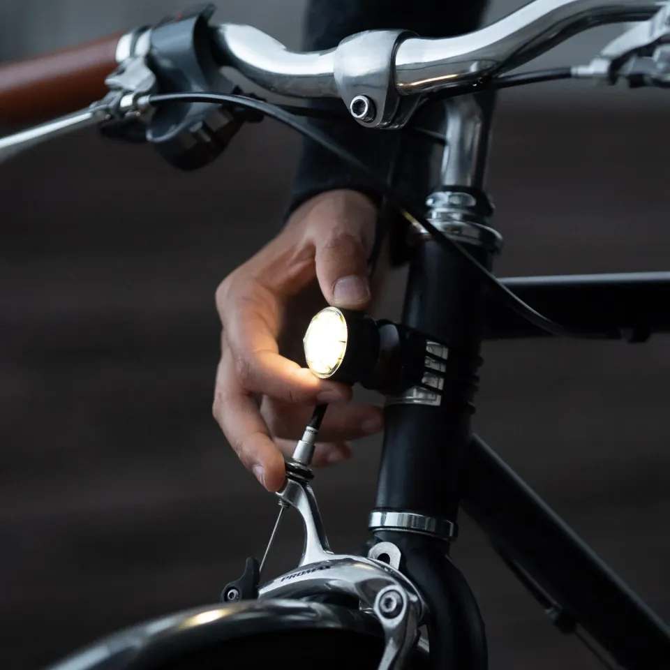 Shapeheart mini luce bici magnetica anteriore ricaricabile