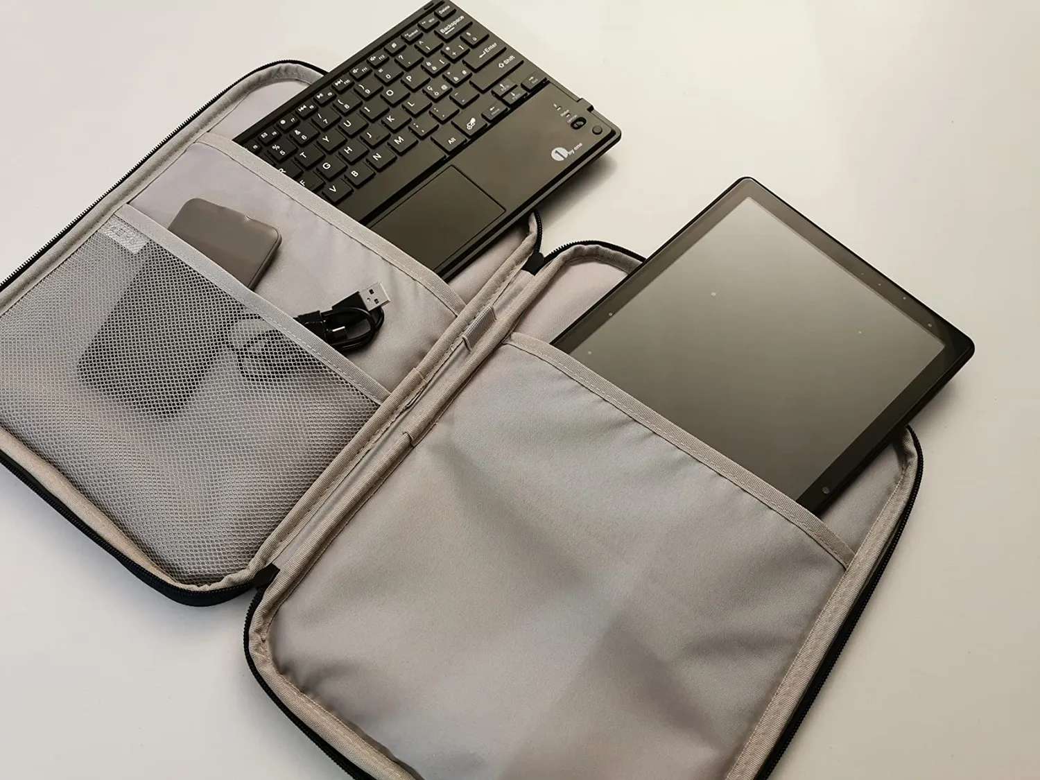 MoKo borsa sleeve tablet 9-11 pollici grigio scuro imbottita