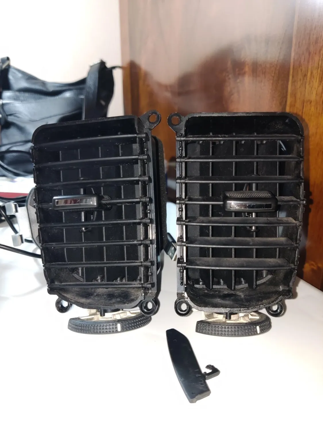 EOIWUY supporto auto ricarica wireless 15W 360°