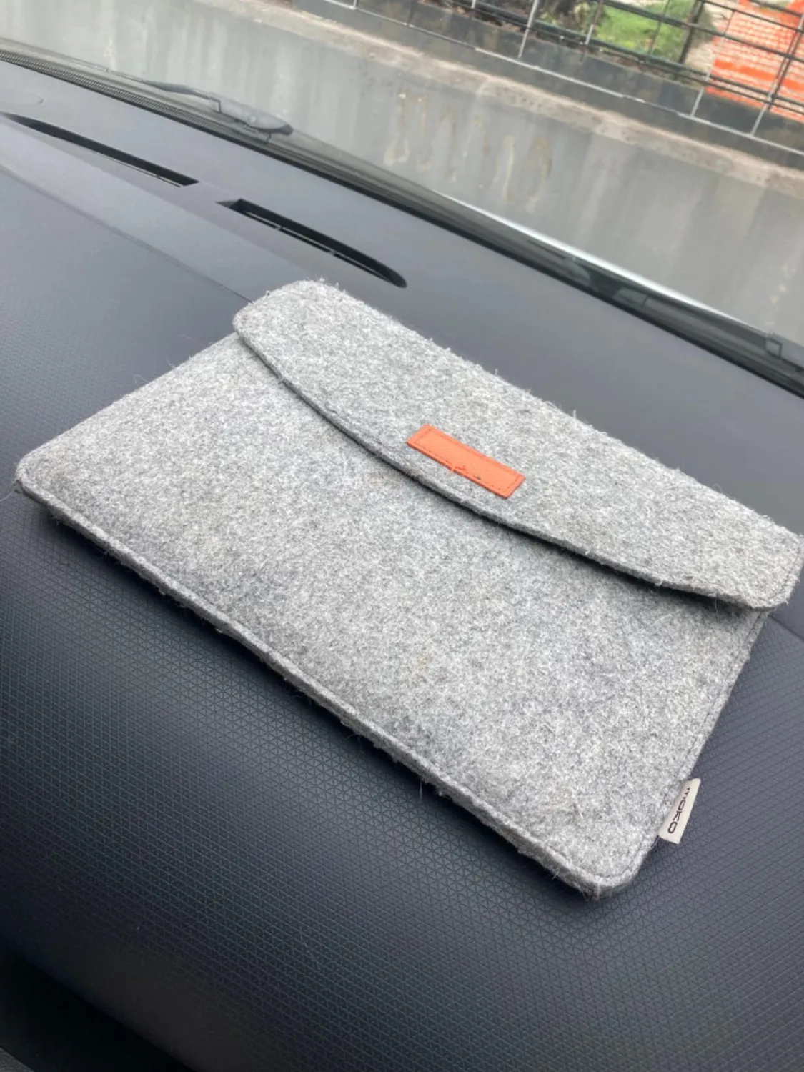 MoKo custodia sleeve feltro tablet 7-8 pollici grigio chiaro antiurto