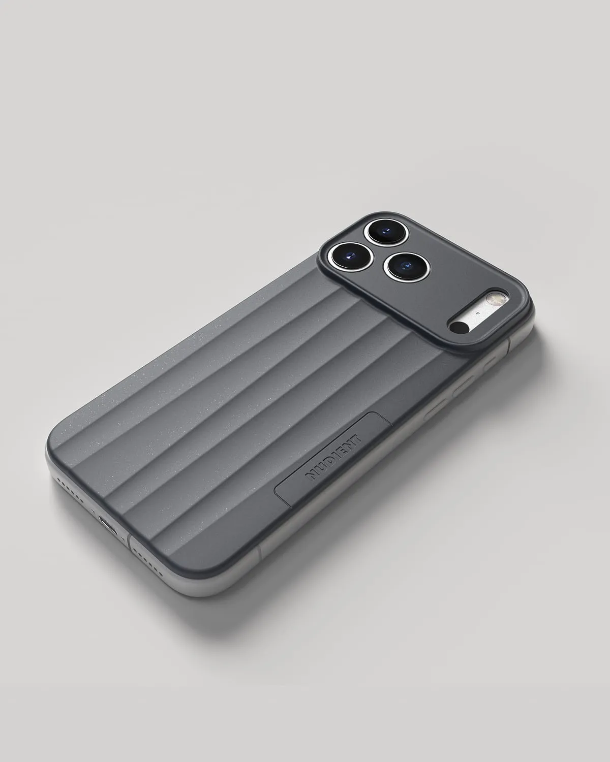 Nudient Slice Case cover iPhone 17 Pro Max blu con MagSafe