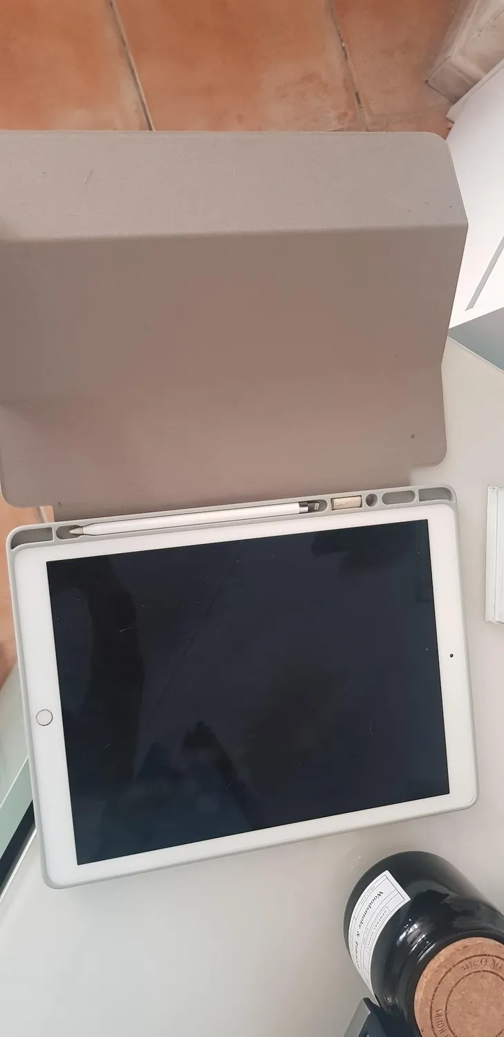 MoKo iPad Air 13 M4/M3/M2 custodia lilla con portapenna