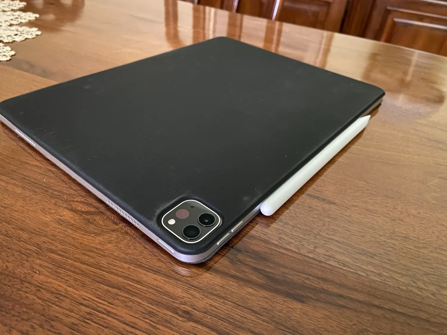 MoKo Cover iPad A16 11 10 Gen Anguria Rosa con Penna