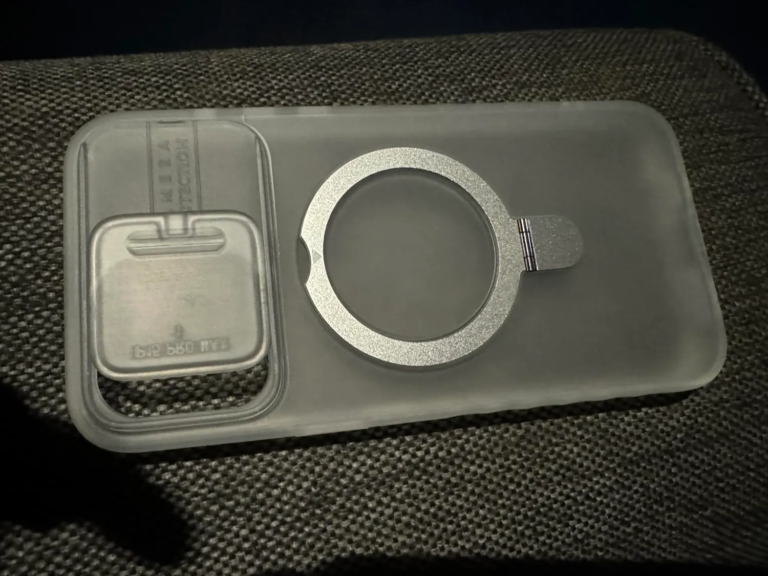 CloudValley Cover per iPhone 15 Pro Max blu opaco MagSafe