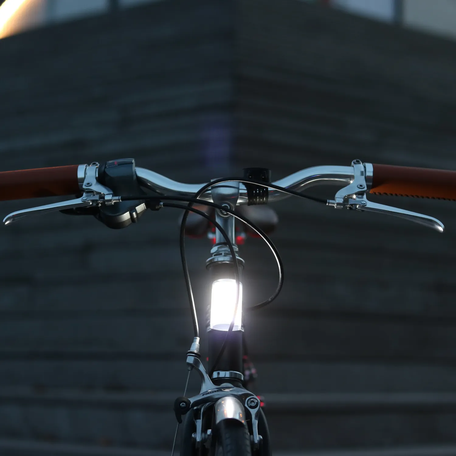 Shapeheart Luce Pano luce anteriore bici magnetica 270lm 20h