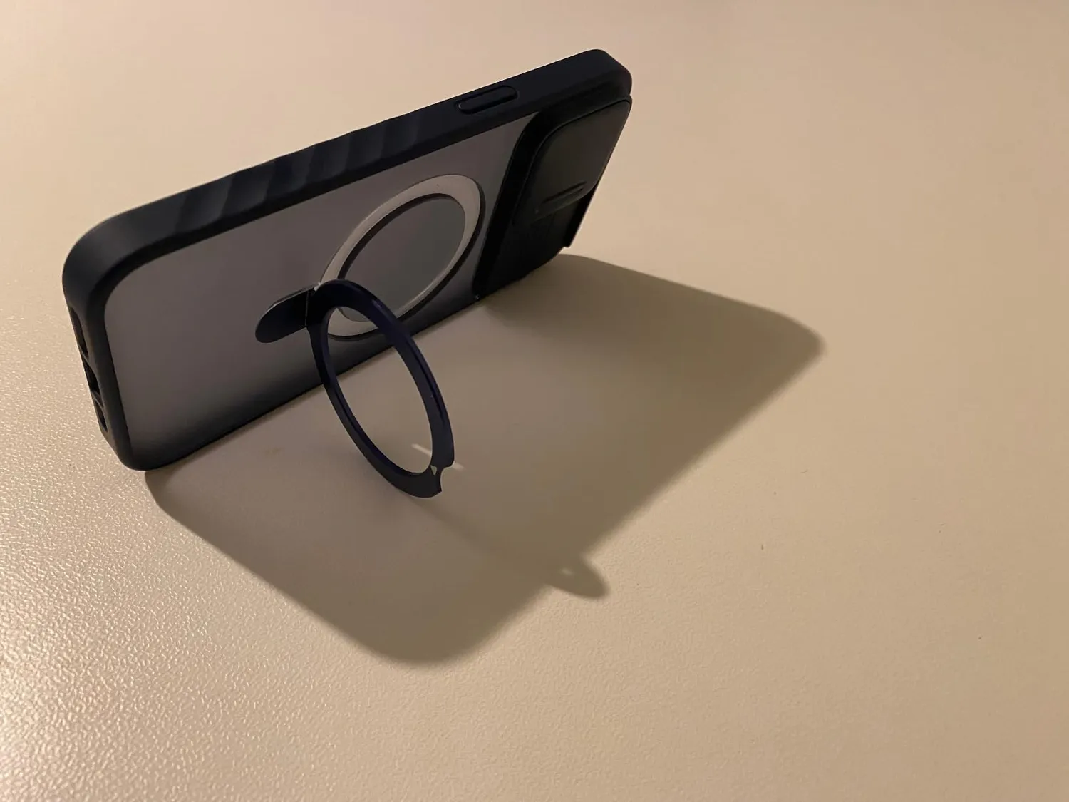 CloudValley Cover per iPhone 15 Pro Max blu opaco MagSafe