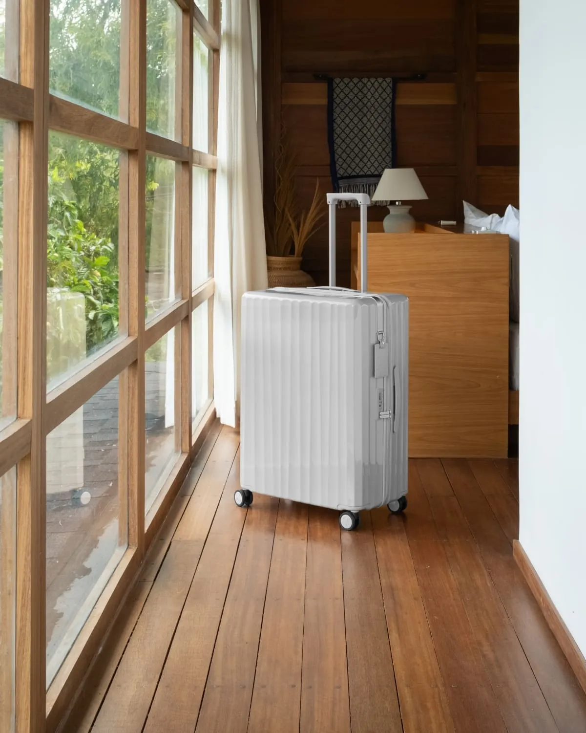 Nudient Bold Check-in L valigia Urban Grey rigida leggera