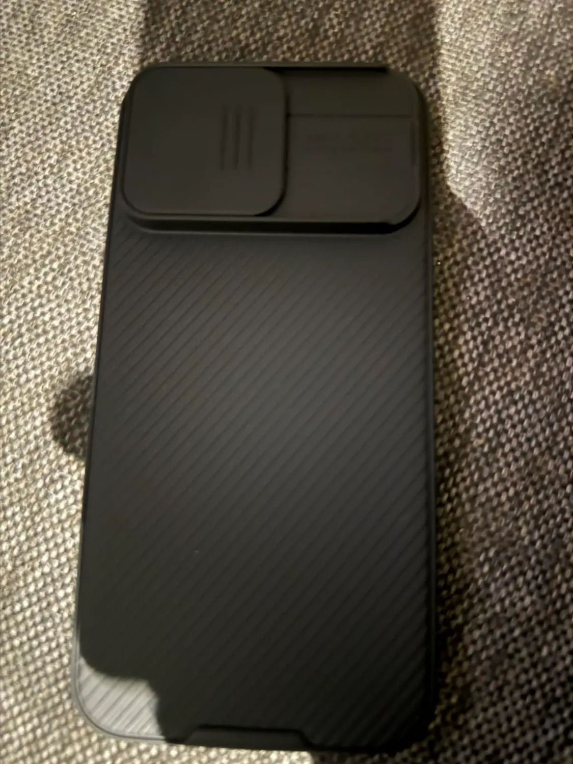 CloudValley iPhone 15 Pro Max cover nera MagSafe