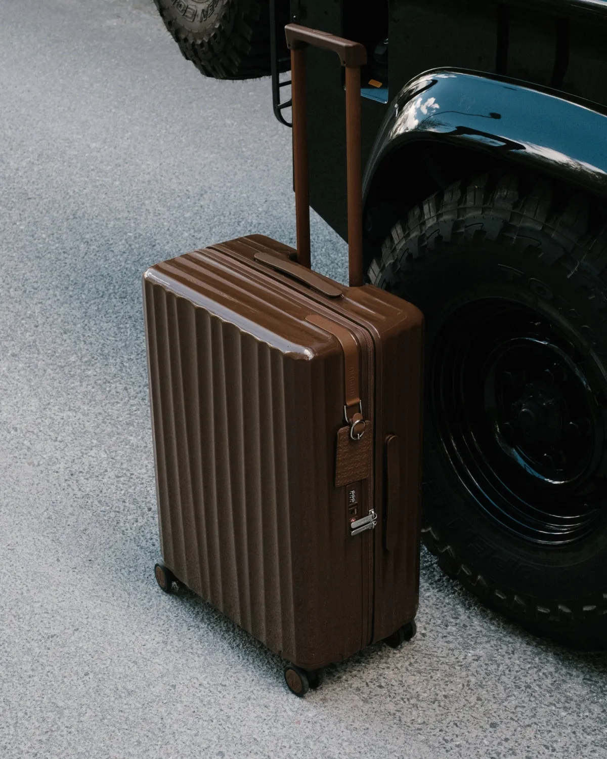 Nudient Bold Cabin + Check-in M V2 valigie marrone