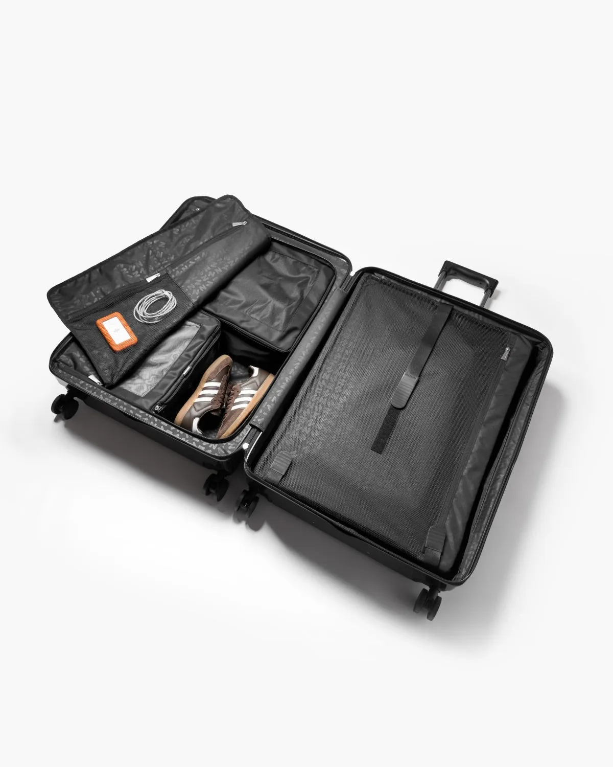 Nudient Bold Check-in L valigia Urban Grey rigida leggera
