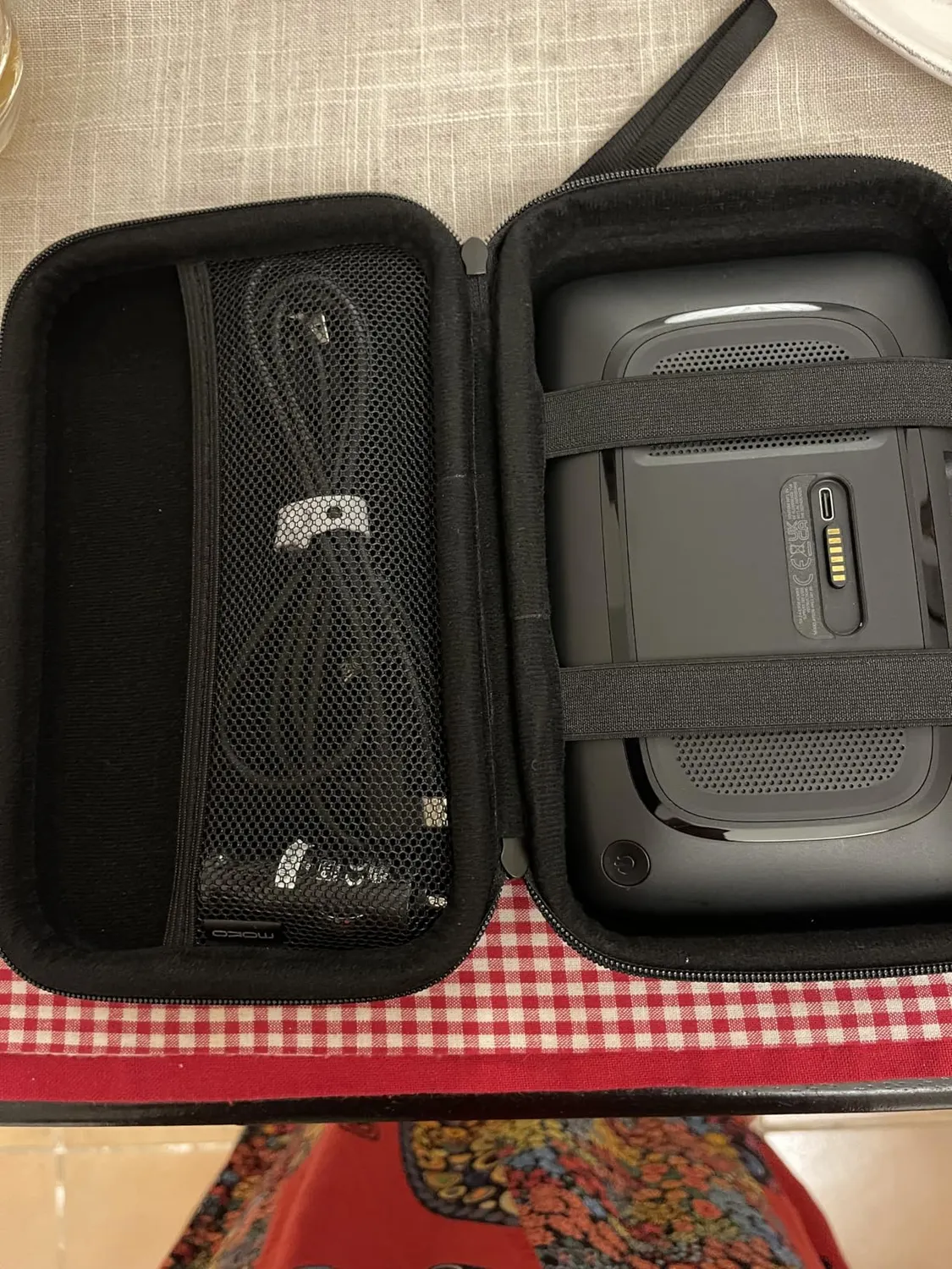 MoKo custodia GPS 7 pollici nera 18 cm imbottita
