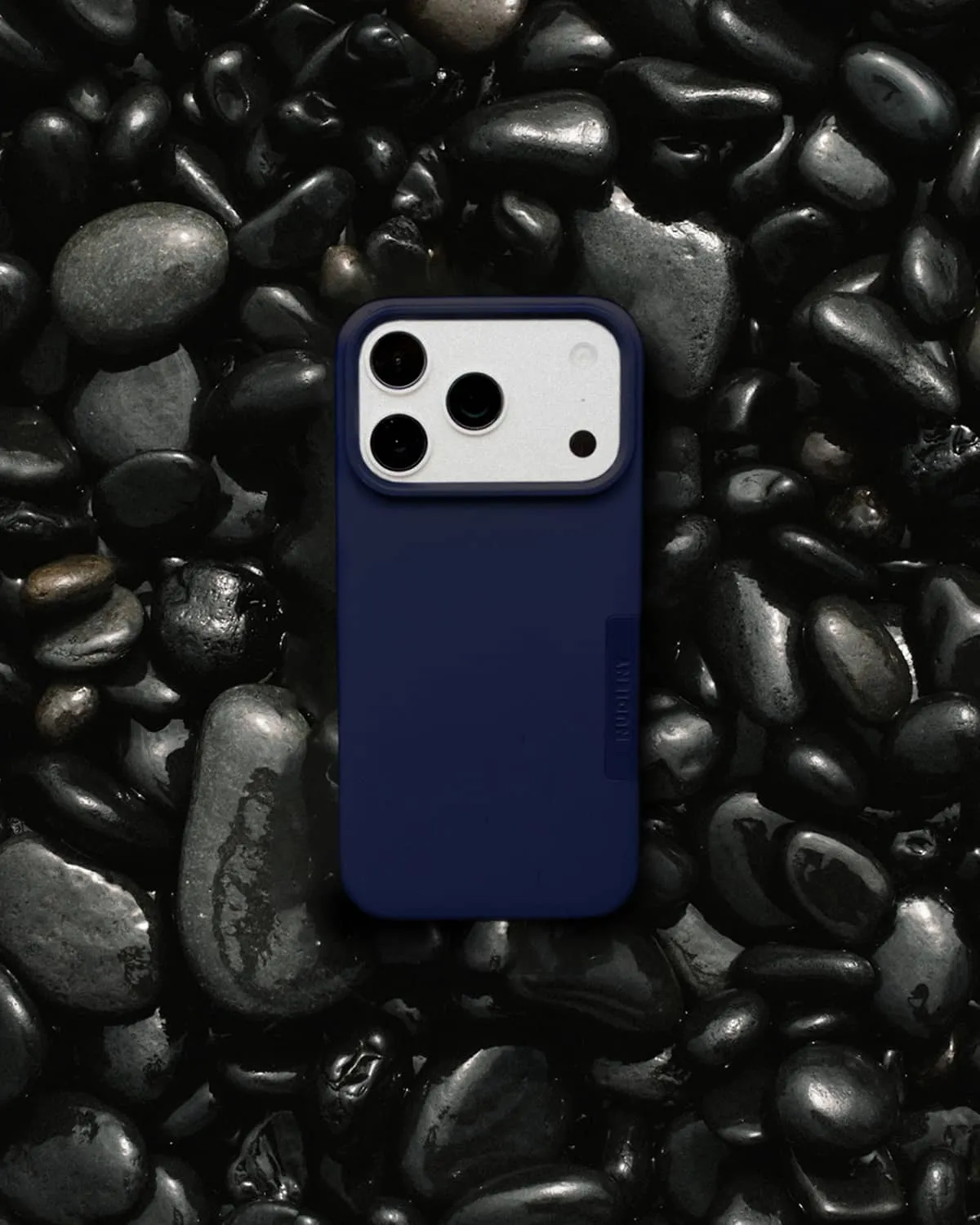 Nudient Thin Case cover iPhone 15 Ocean Blue MagSafe sottile
