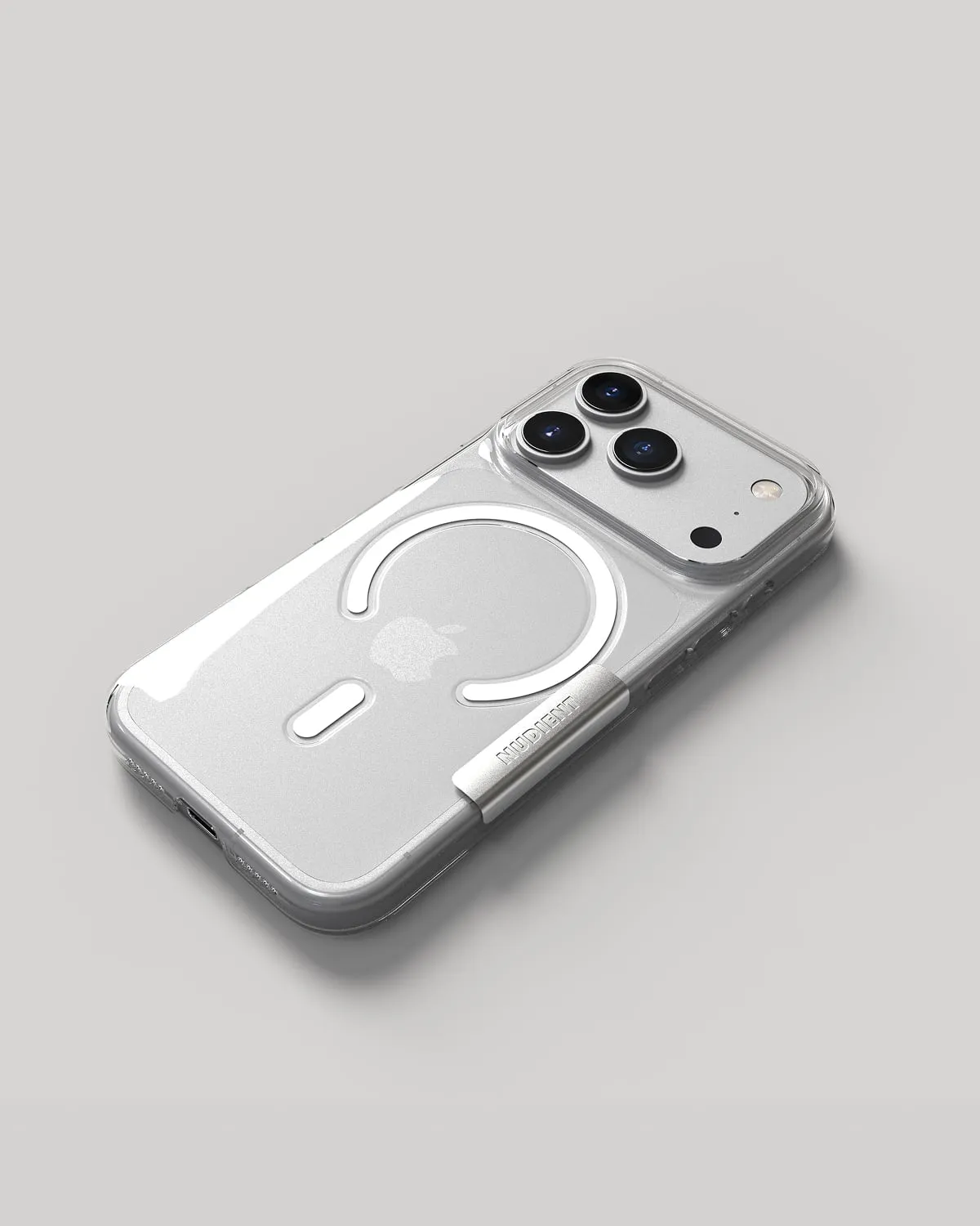 Nudient Thin Case iPhone 17 Pro cover trasparente MagSafe sottile