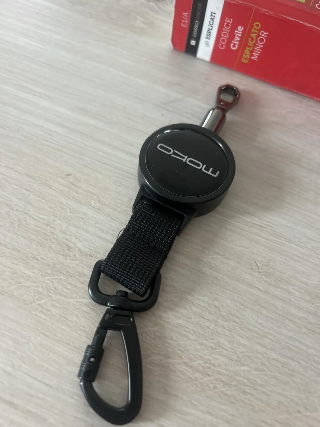MoKo Retrattile cellulare laccio nero acciaio 70cm
