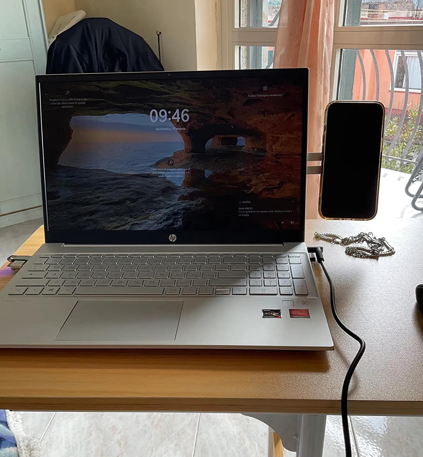 CloudValley supporto magnetico telefono laptop argento