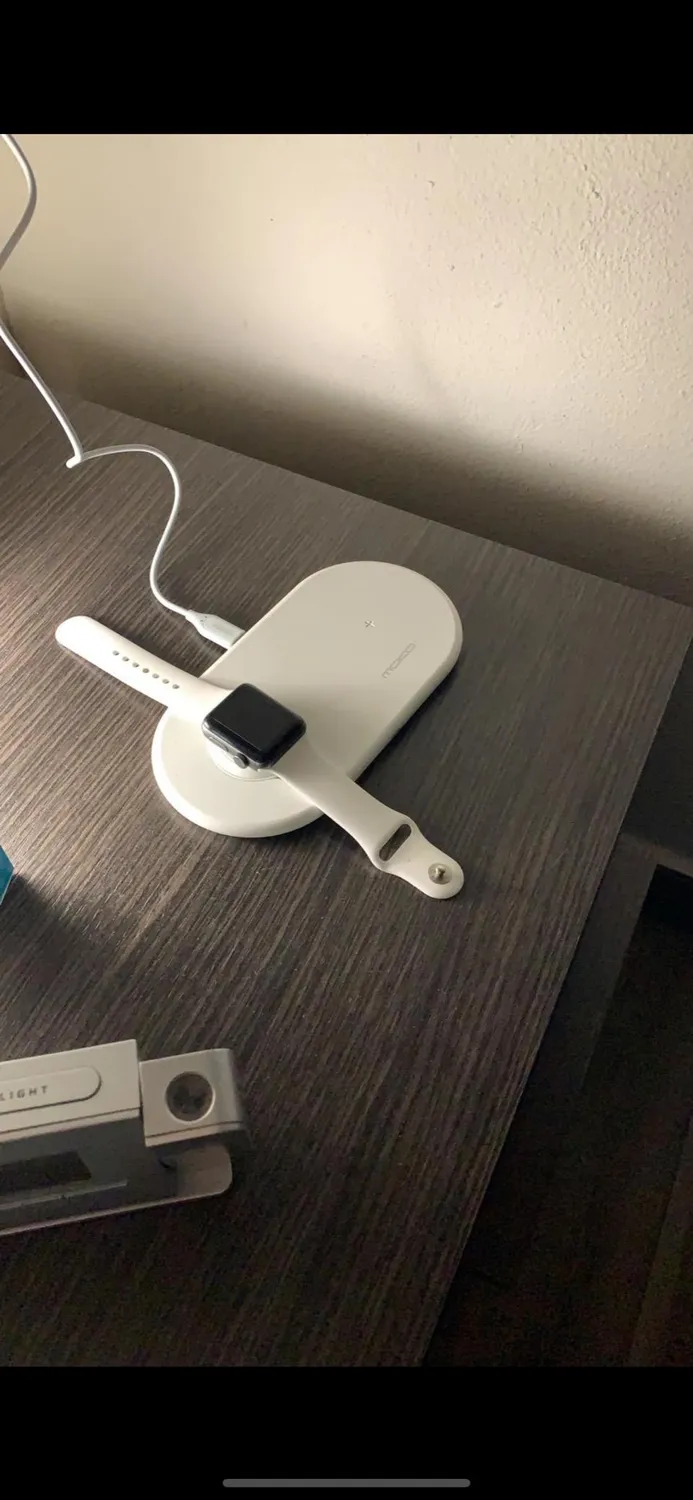 MoKo 2 in 1 stazione ricarica wireless Qi 10W Apple Watch