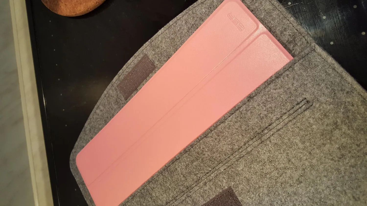 MoKo custodia sleeve feltro tablet 7-8 pollici grigio chiaro antiurto
