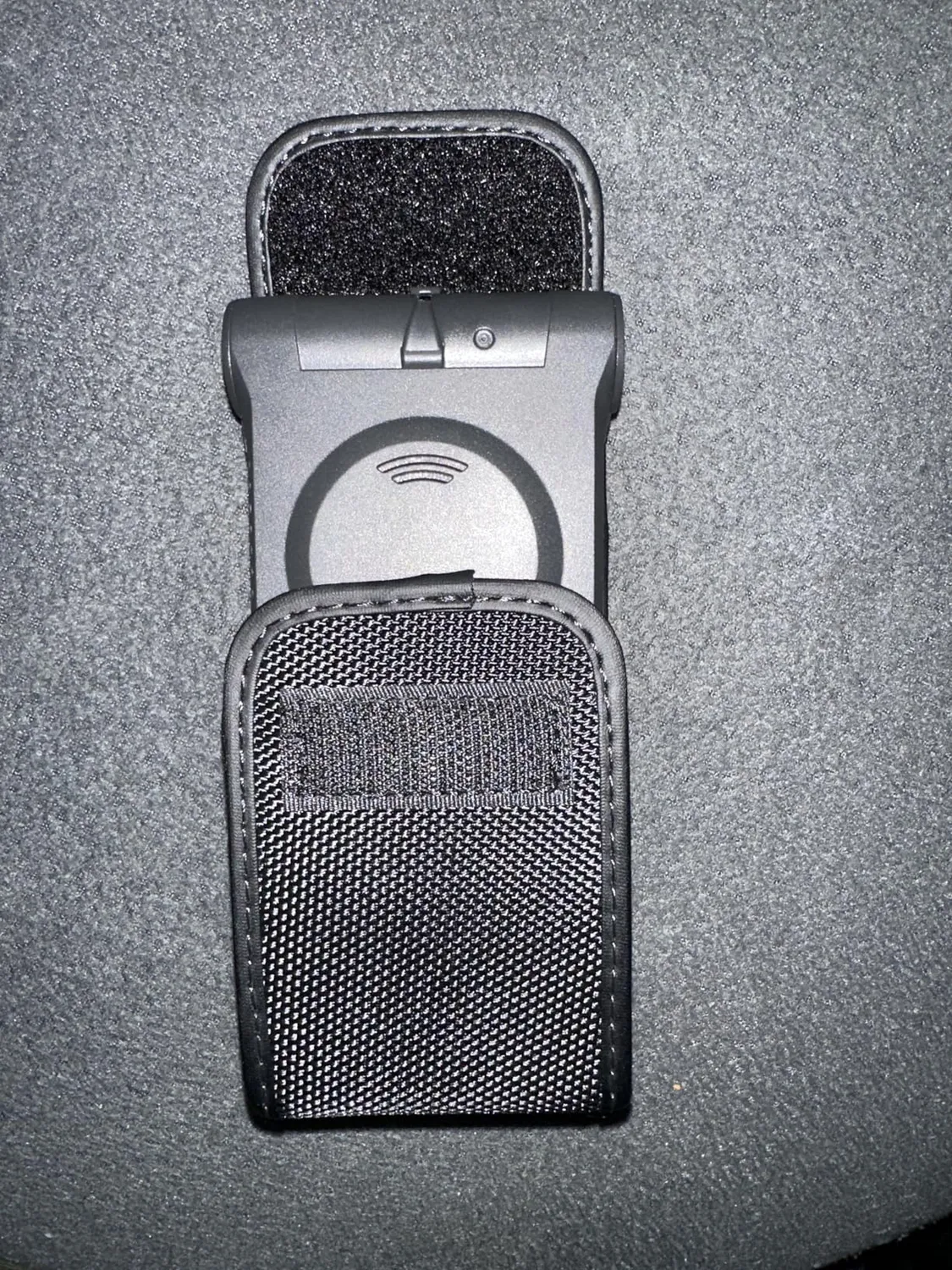 caseroxx custodia cercapersone Swissphone nylon nero antiurto