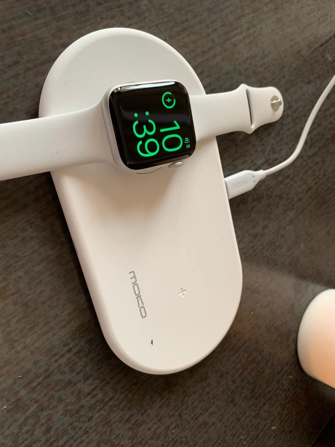 MoKo 2 in 1 stazione ricarica wireless Qi 10W Apple Watch