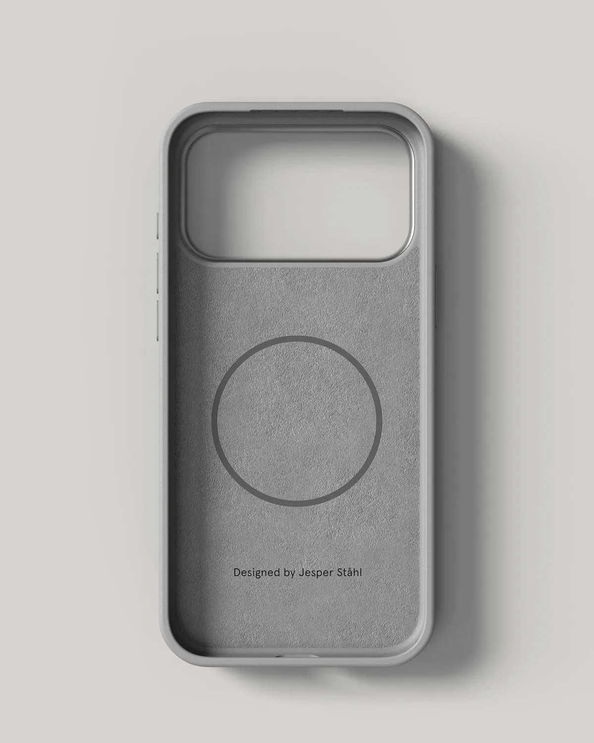 Nudient Bold Case cover iPhone 18 Pro Max grigia MagSafe antiurto