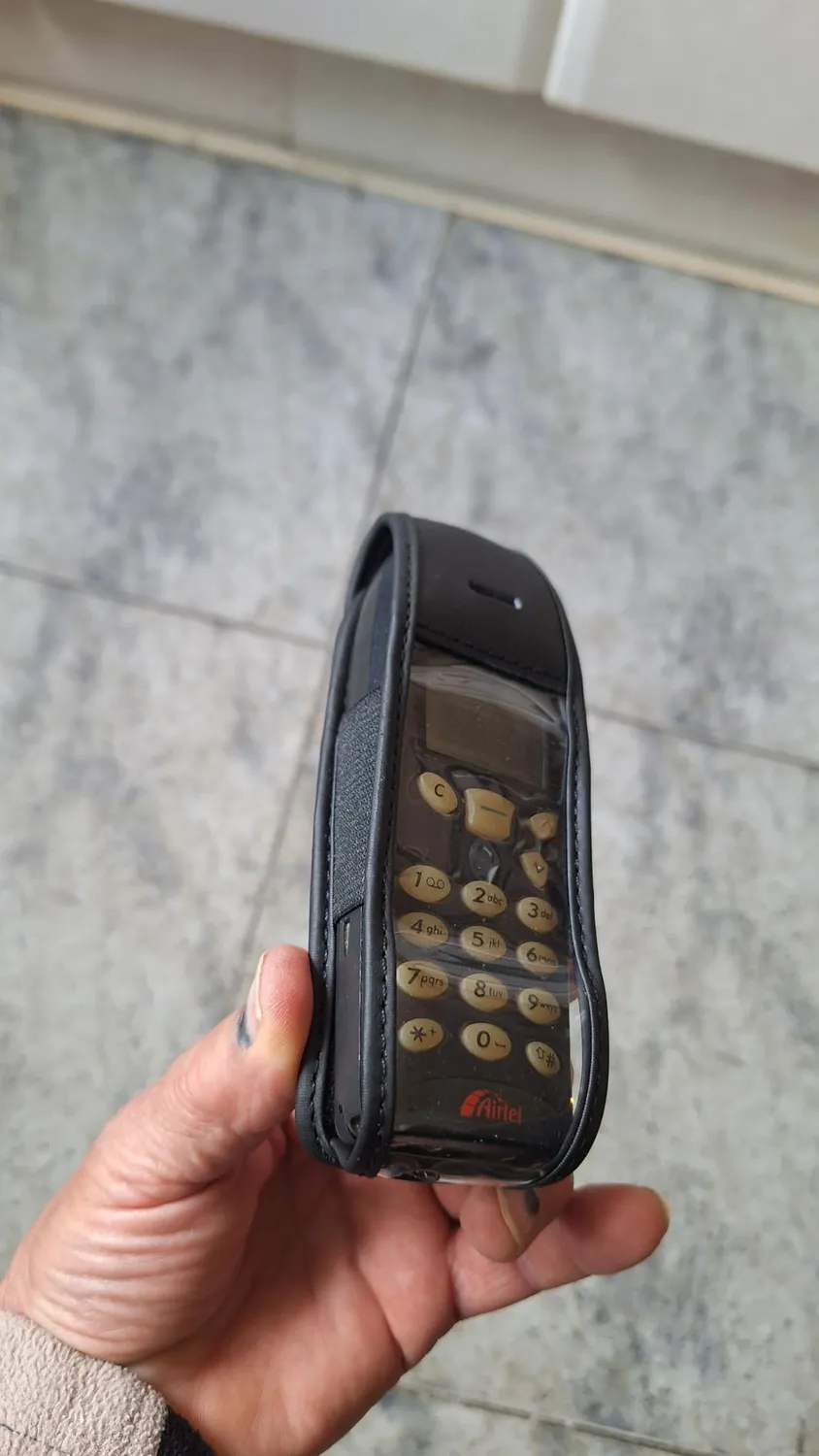 caseroxx Nokia 5110 6110 6150 borsello pelle nero