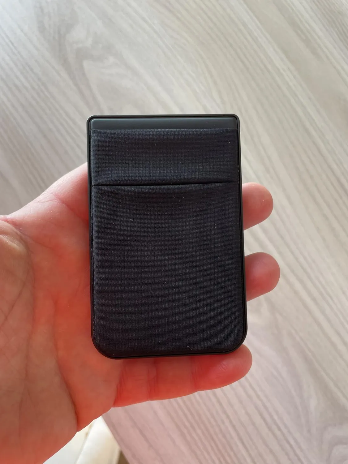 CloudValley MagSafe wallet 5 carte nero pelle vegana