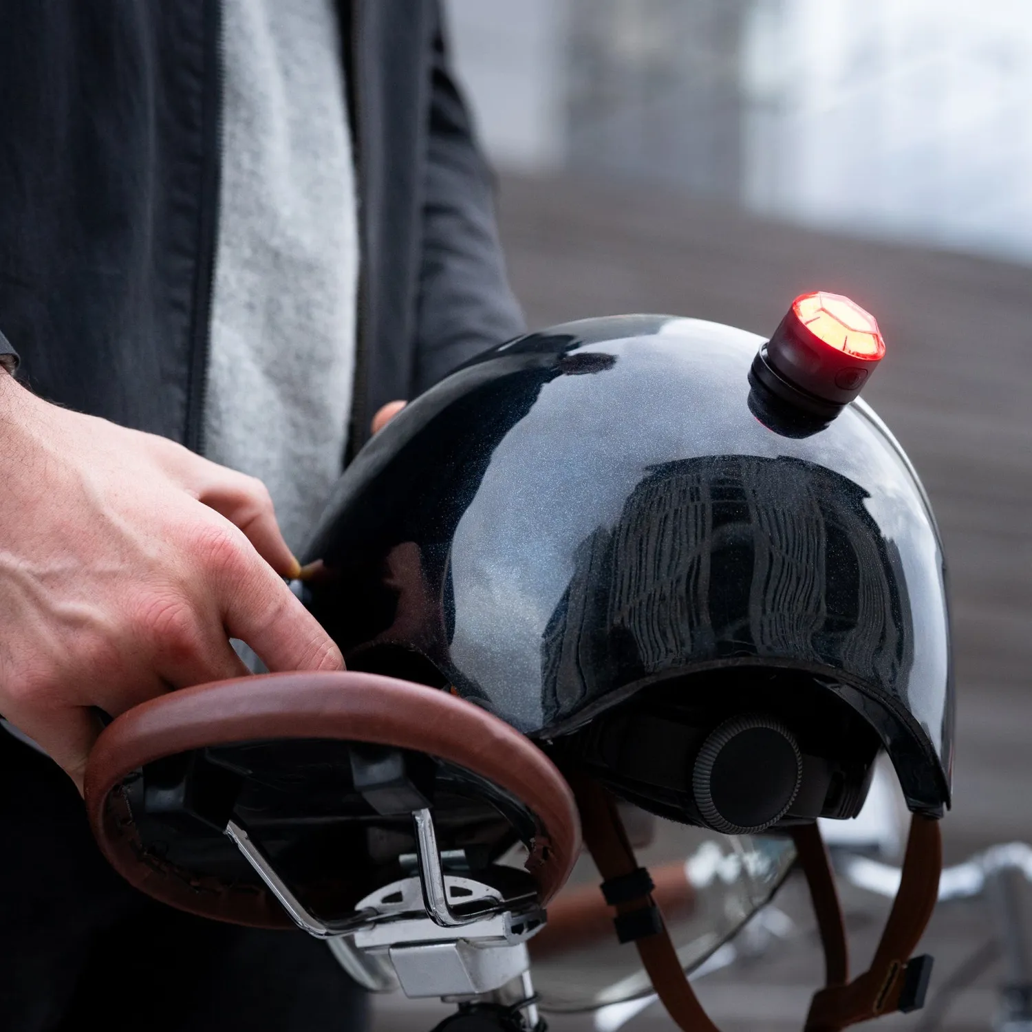 Shapeheart Supporto Magnetico Casco Luci Bici Adesivo 3M Universale