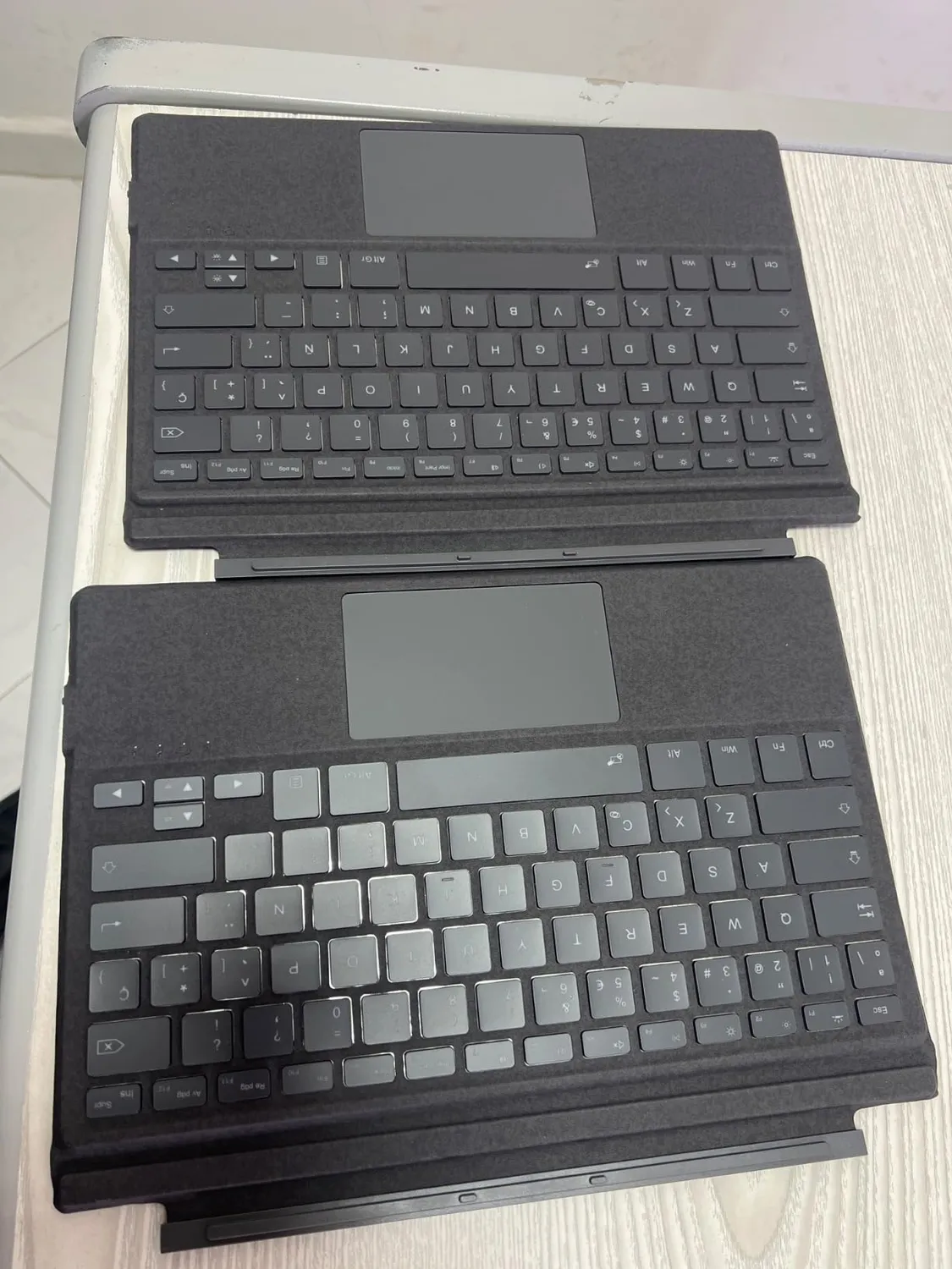 MoKo Surface Pro 7 tastiera spagnola grigia retroilluminata