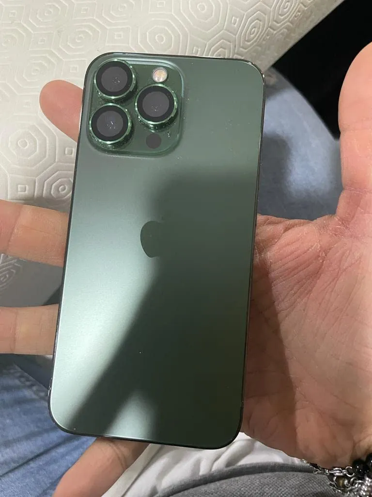 CloudValley vetro fotocamera iPhone 13 Pro Max protezione oro