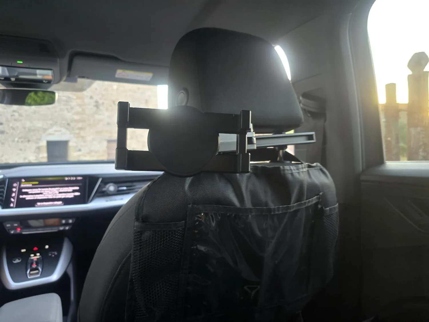 EOIWUY Supporto Tablet Auto Poggiatesta 4,7-12,9 Pollici