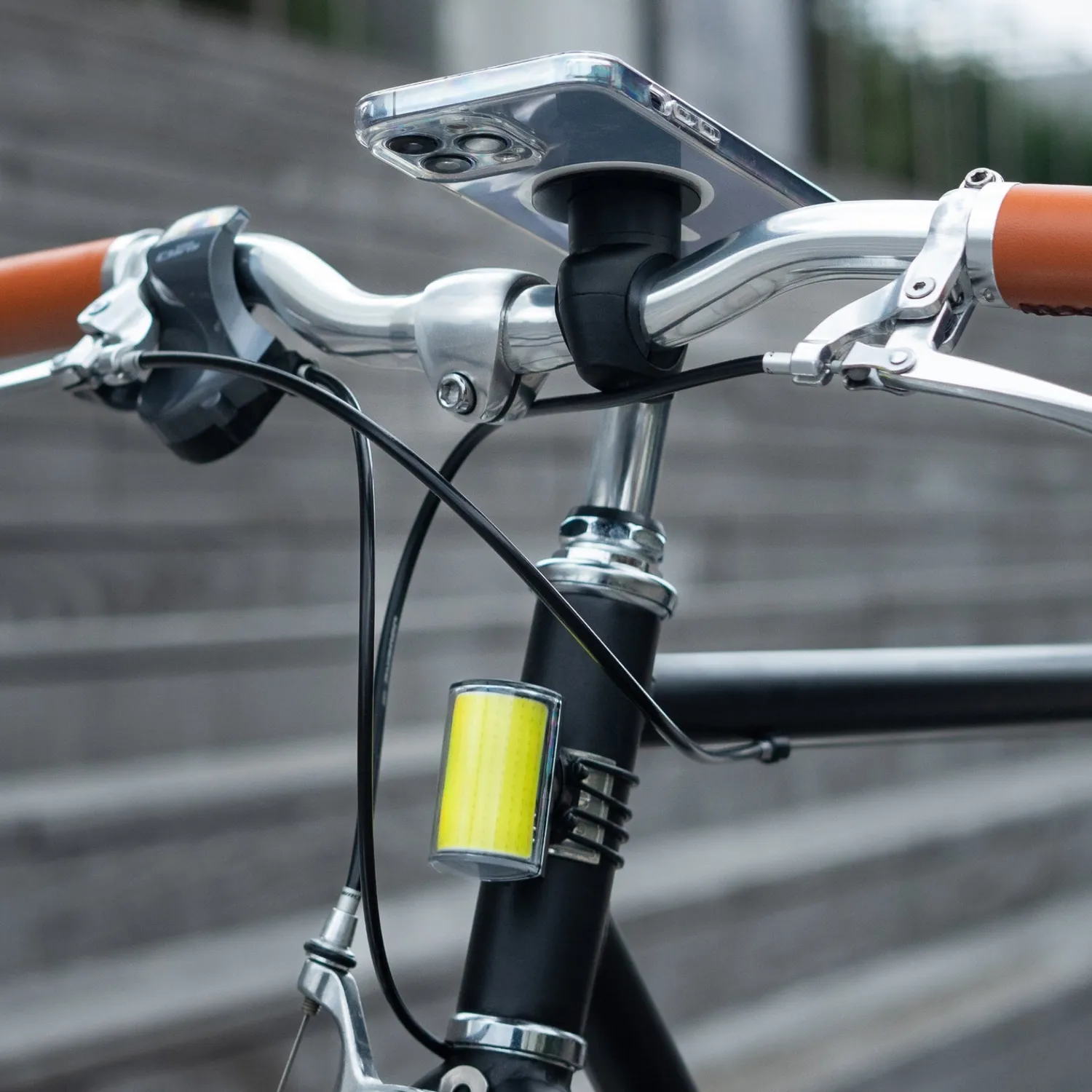 Shapeheart Pro supporto telefono bici magnetico con custodia