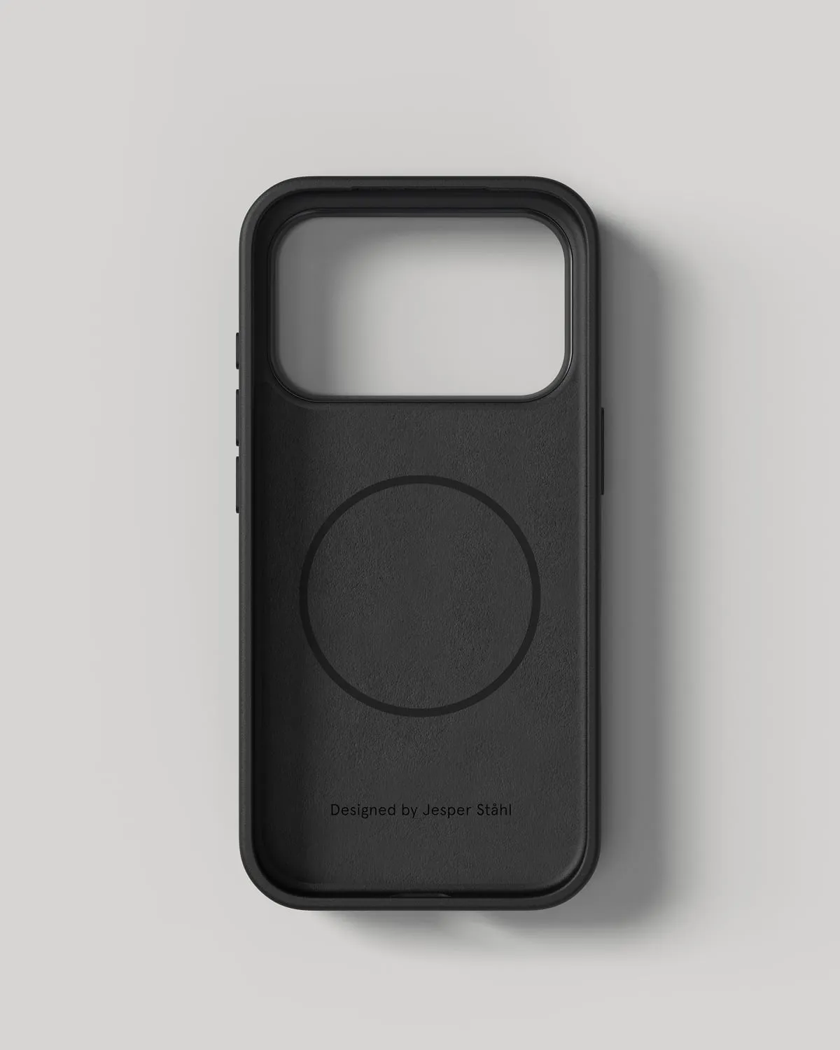 Nudient Bold Case cover iPhone 18 Pro nera MagSafe antiurto