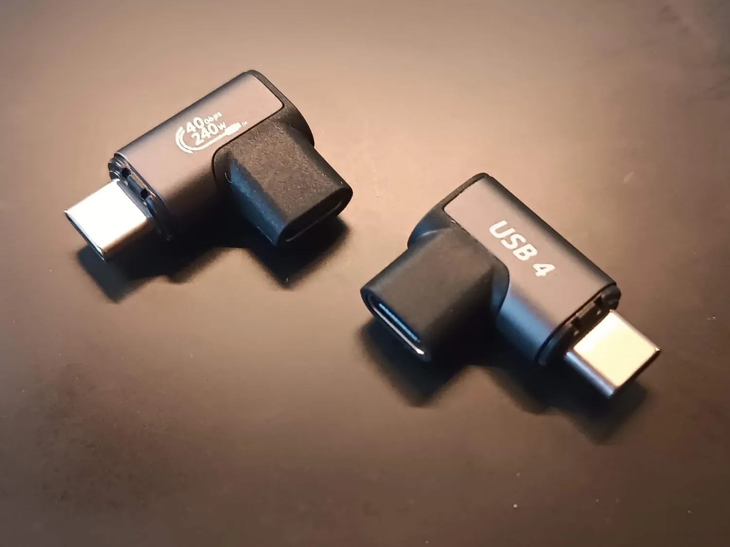 MoKo Adattatore Magnetico USB C 90° 240W 2 Pezzi