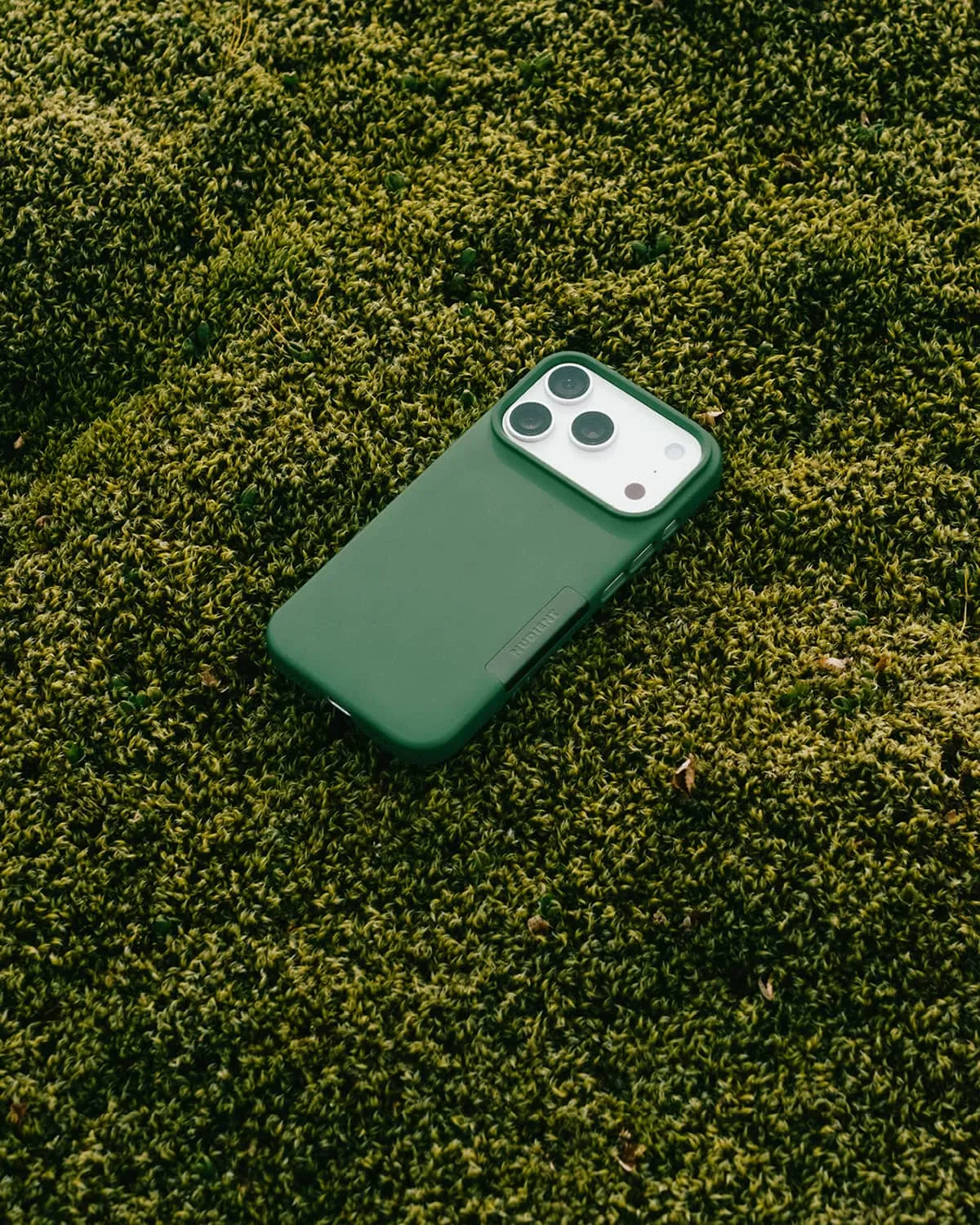 Nudient Thin Case iPhone 13 cover verde sottile MagSafe