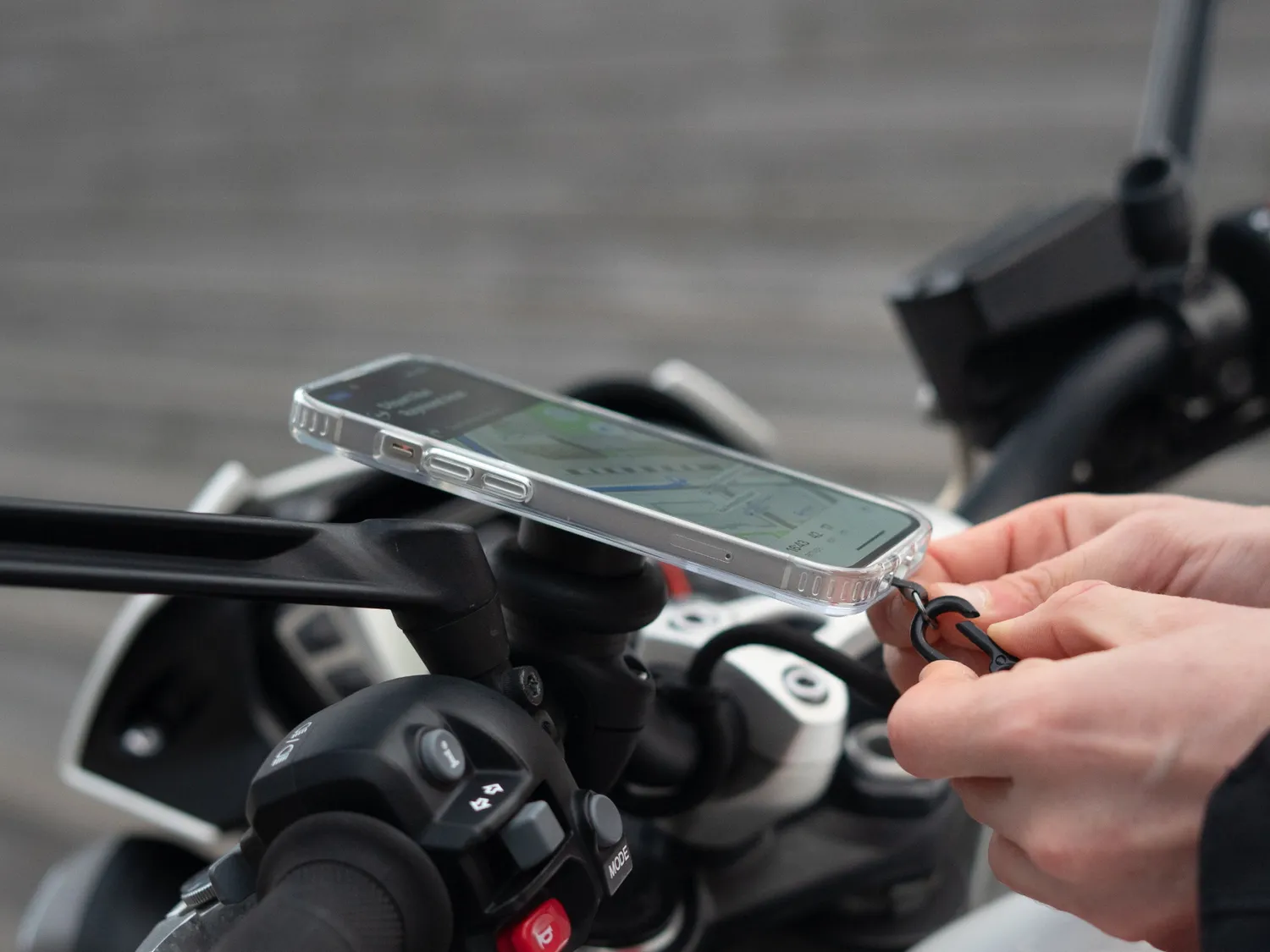Shapeheart Moto Pro Kit Completo supporto telefono XL antivibrazione
