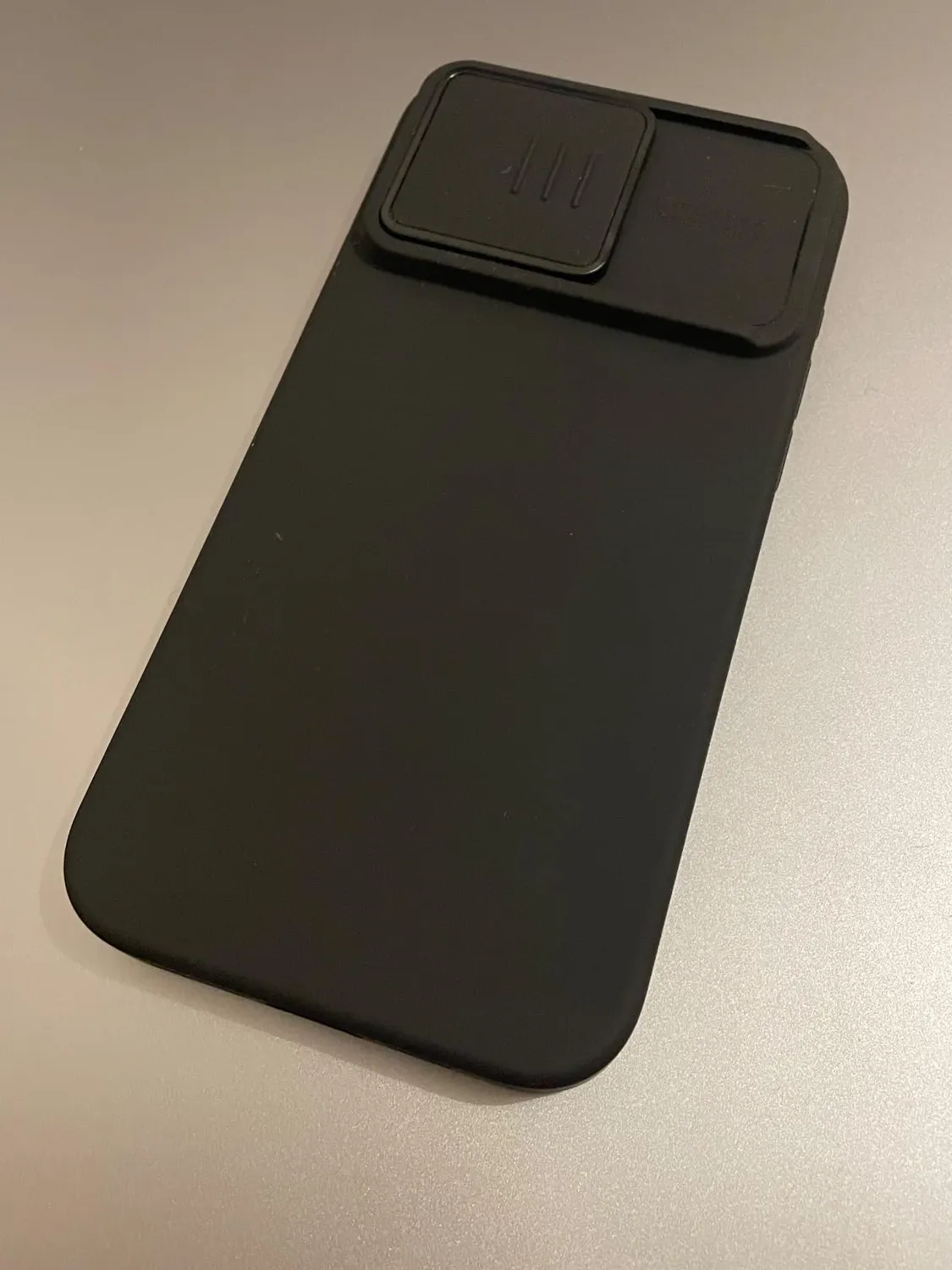 CloudValley iPhone 15 Pro Max cover silicone nera magsafe