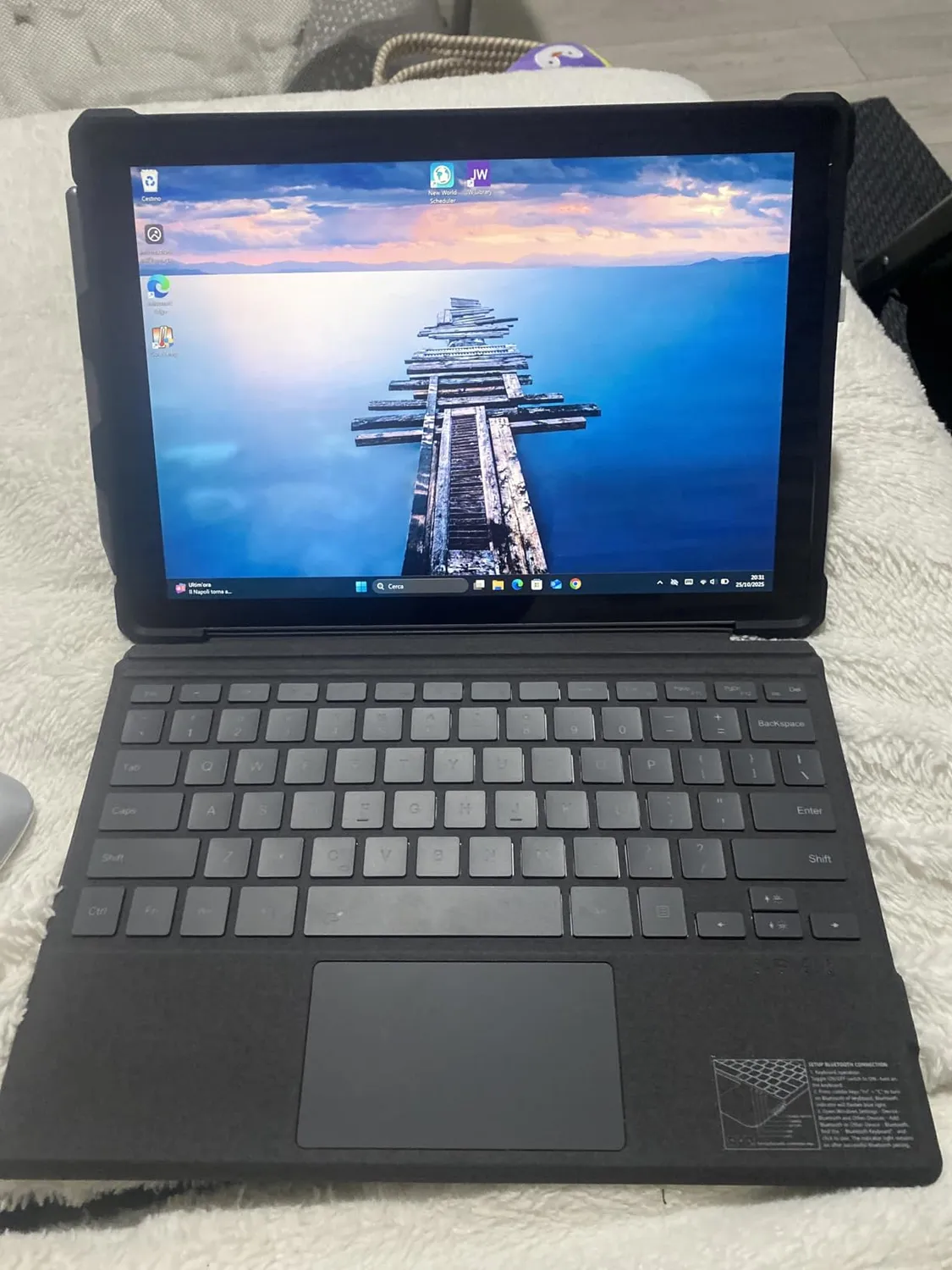 MoKo per Surface Pro 3-7 Plus tastiera bluetooth grigia retroilluminata