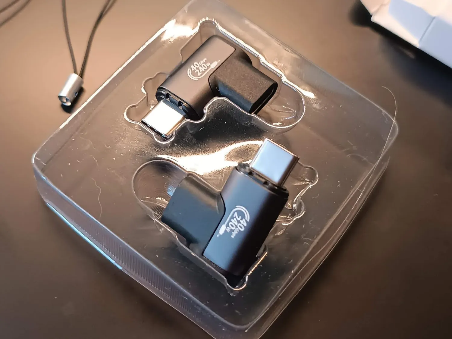 MoKo Adattatore Magnetico USB C 90° 240W 2 Pezzi
