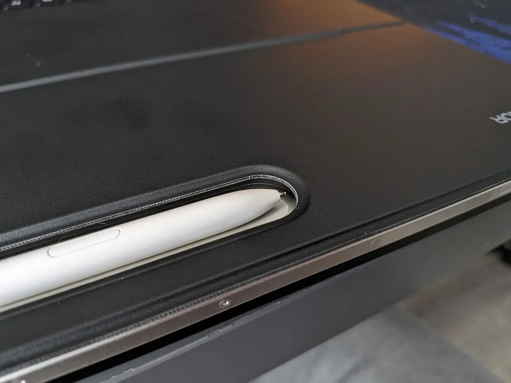 Dexnor Tab S9 Ultra 14.6 custodia tastiera nera retroilluminata