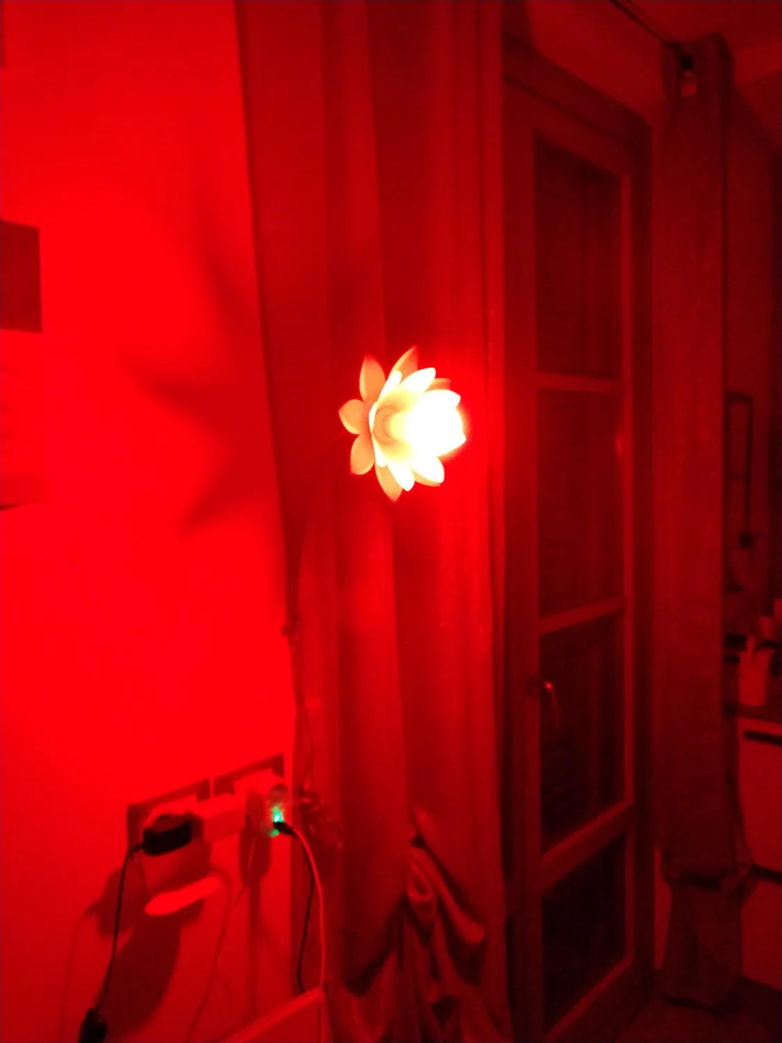MoKo E14 lampadina LED smart RGB 9W dimmerabile