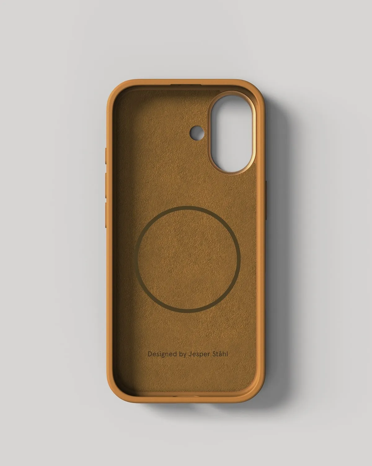 Nudient Bold Case iPhone 17 cover Amber Yellow MagSafe