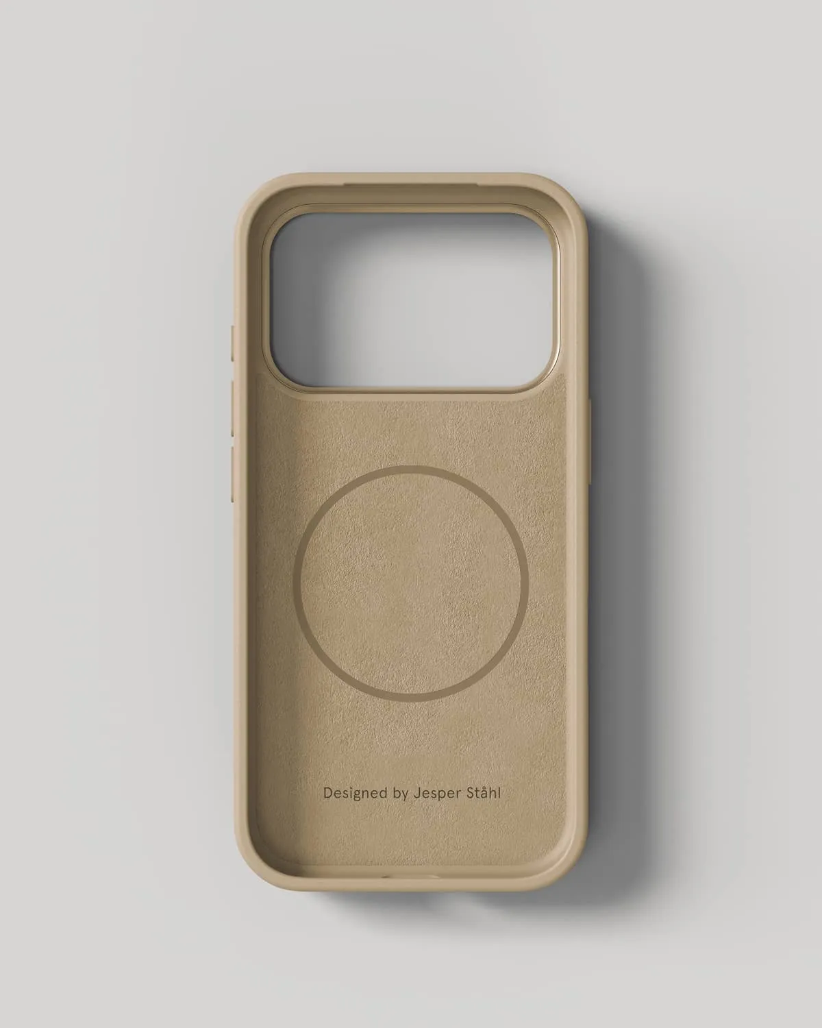 Nudient Bold Case cover iPhone 17 Pro beige MagSafe antishock