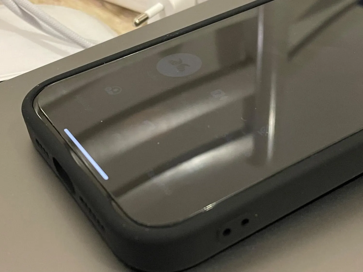 CloudValley iPhone 15 Pro Max cover silicone nera magsafe